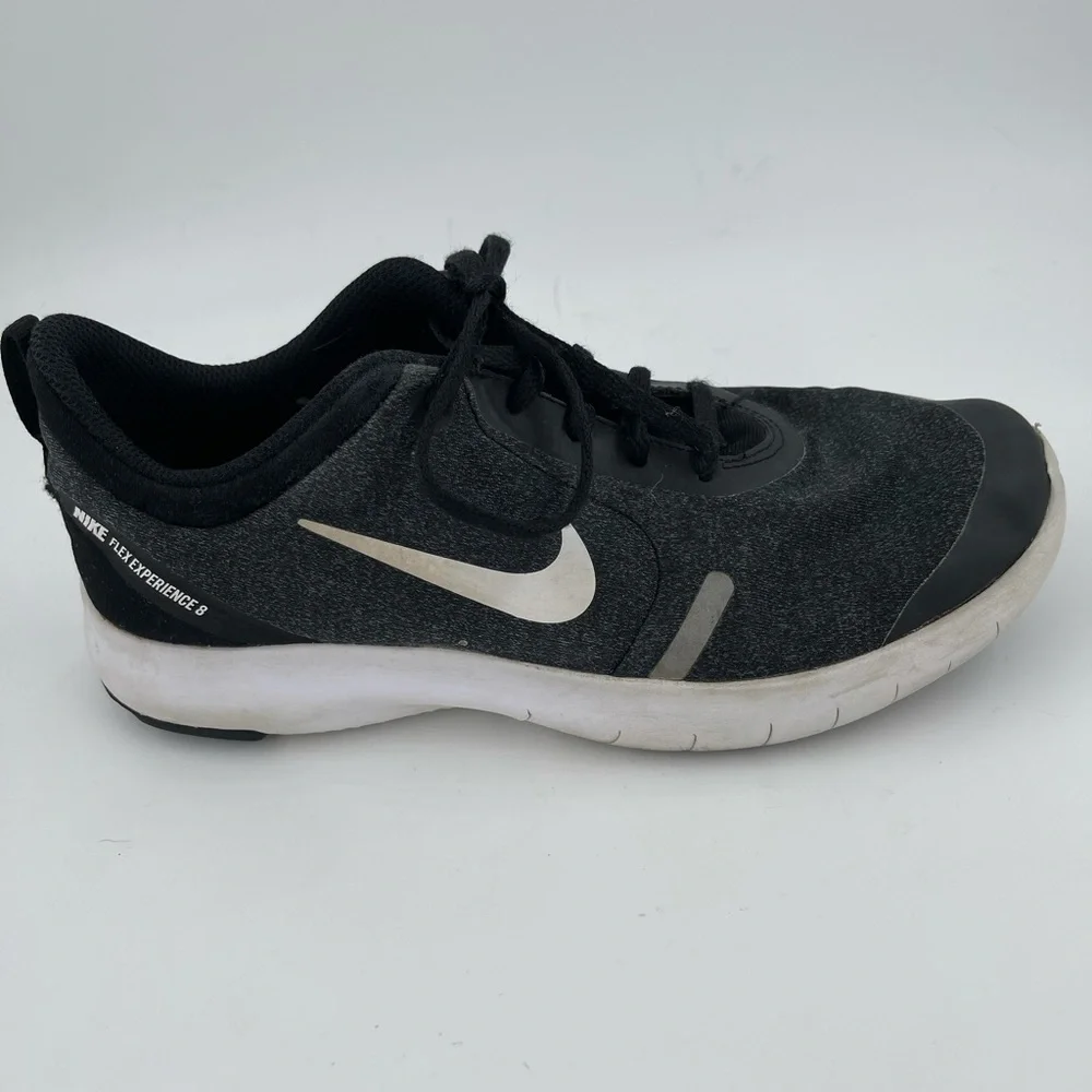 🥾 Nike Girl’s Flex Experience 8 Black Running Shoe - Size 6 Girl’s Youth Op